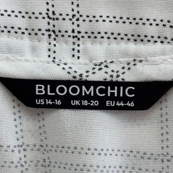 Bloomchic - Plaid Flutter Sleeve Pullover Blouse - White/Black - Size 14-16 - Picture 7 of 8